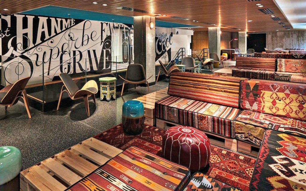 LGBT Friendly Generator hostel Paris
